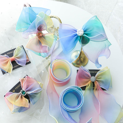 Gradient Curling Wave Edge Satin Stof Regenboog Handgemaakte Boog Ribbon Bloemen Kinderhaar Clip