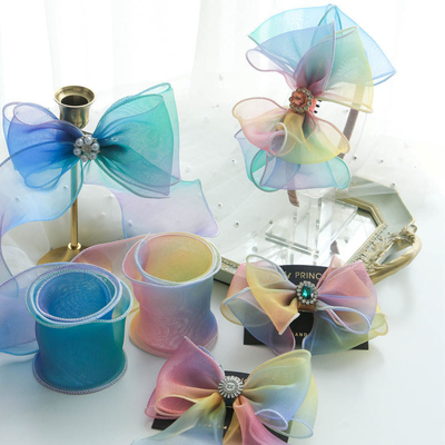 Gradient Curling Wave Edge Satin Stof Regenboog Handgemaakte Boog Ribbon Bloemen Kinderhaar Clip